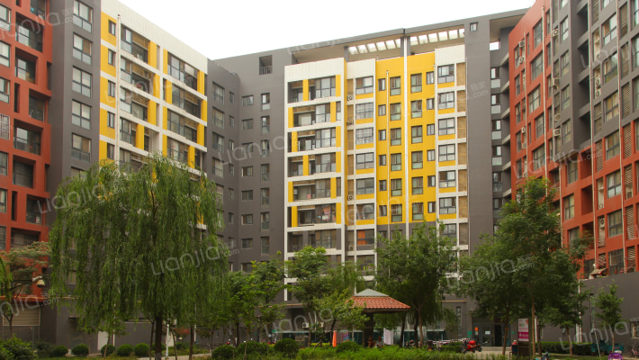 重汽彩世界外景图