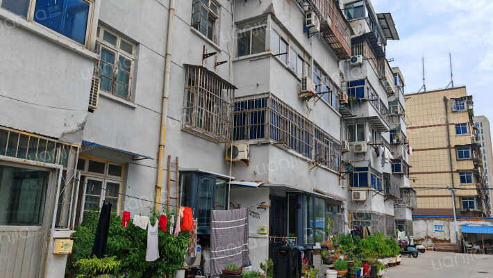 农校宿舍外景图