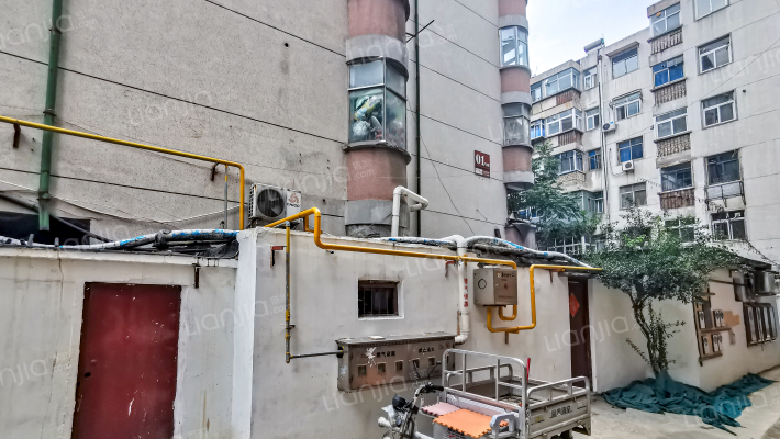 杜岭中街116号院外景图