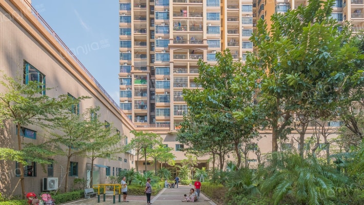 新园华府一期外景图