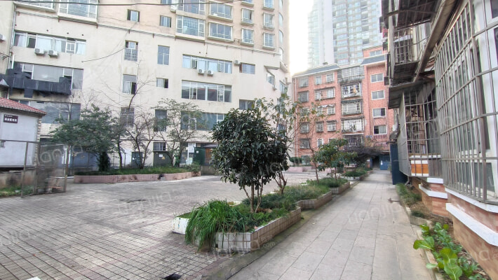 恒阳广场外景图