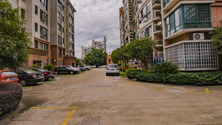 万隆花园外景图