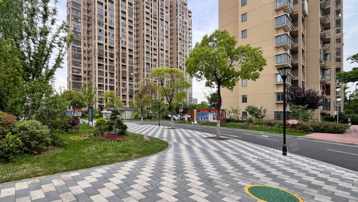 云林春雷苑C区外景图