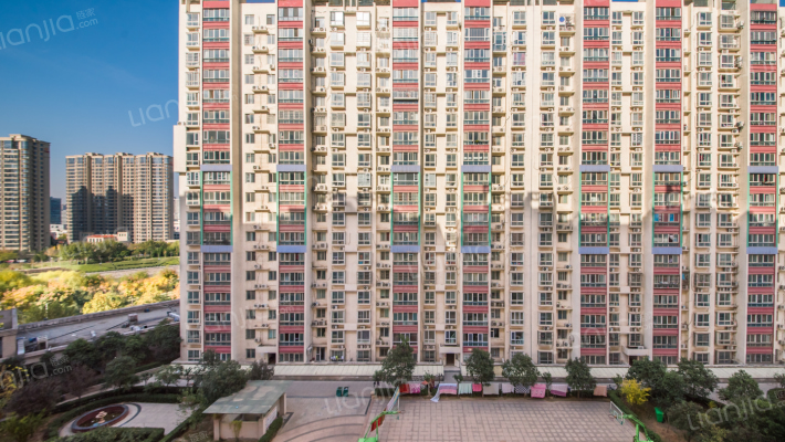 空管花园外景图