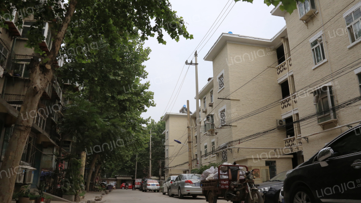 堤口路136号外景图