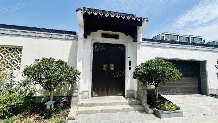 高新绿城玉兰花园和园外景图