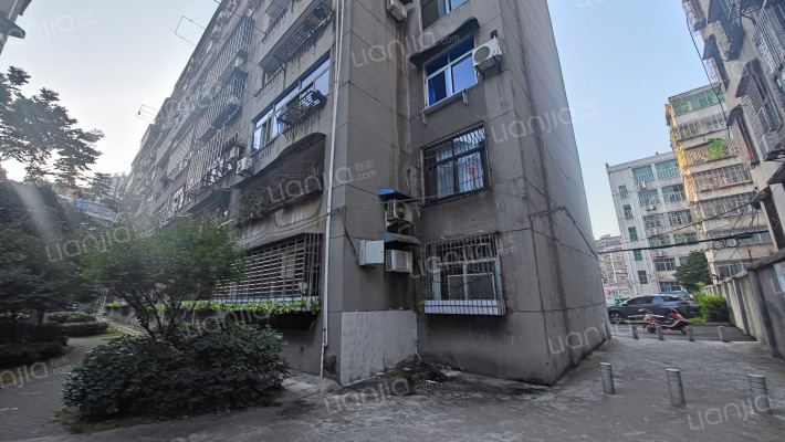 一中宿舍小区外景图