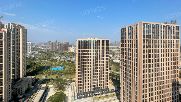 群升广场外景图