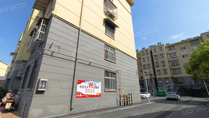 三堡学苑外景图