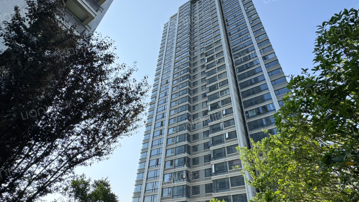 华发沁庭外景图