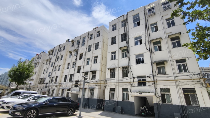 二中宿舍外景图