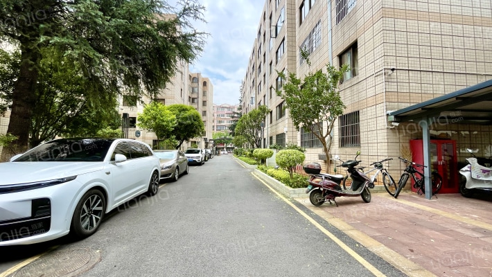 中国人民财产保险股份有限公司云南省分公司本部宿舍外景图