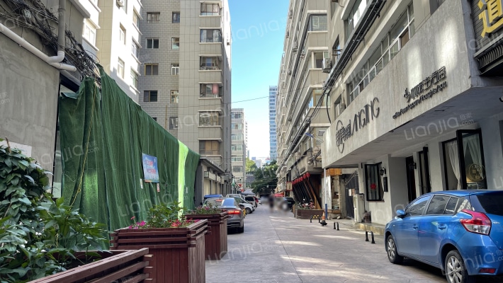 贤后街小区外景图