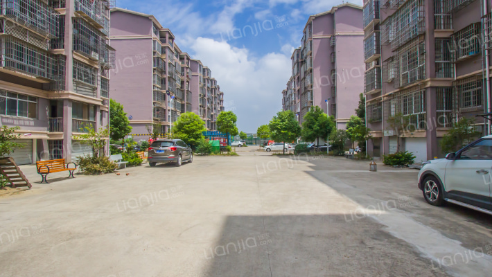 万溪农民公寓二区外景图