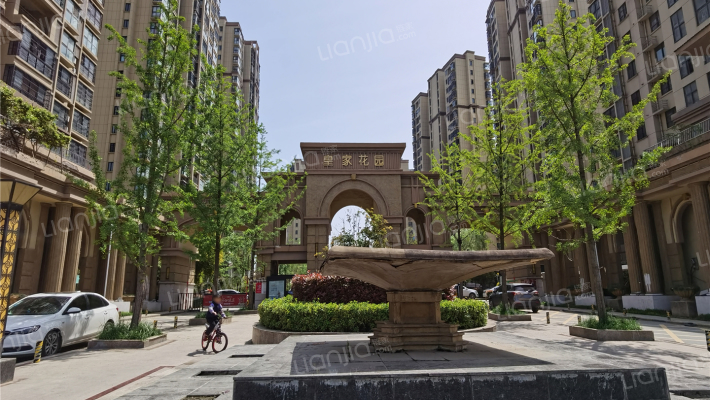 皇家花园外景图