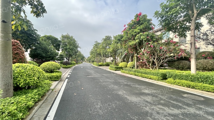 翠湖香山海棠苑外景图