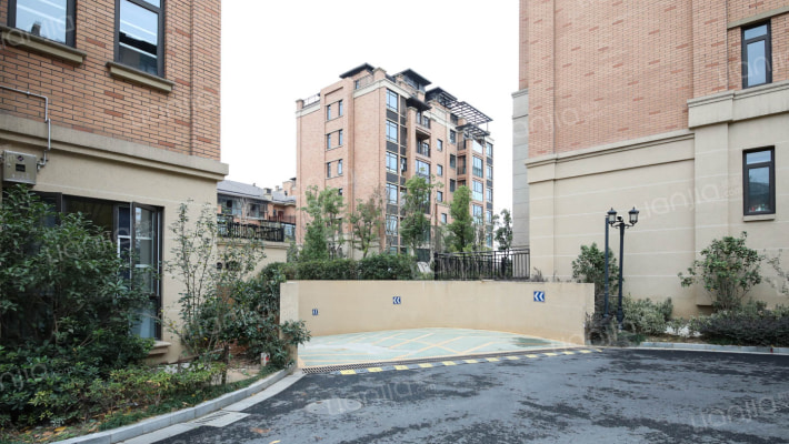 九城御两湖外景图