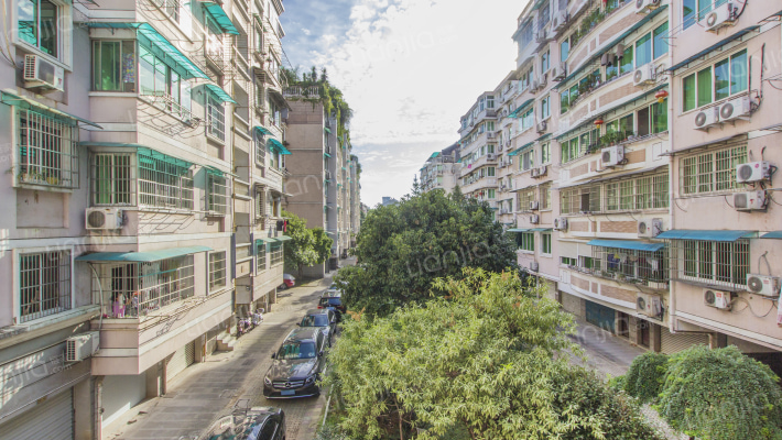 阳光城市花园外景图