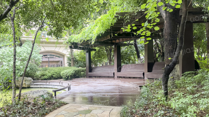 中梁首府外景图