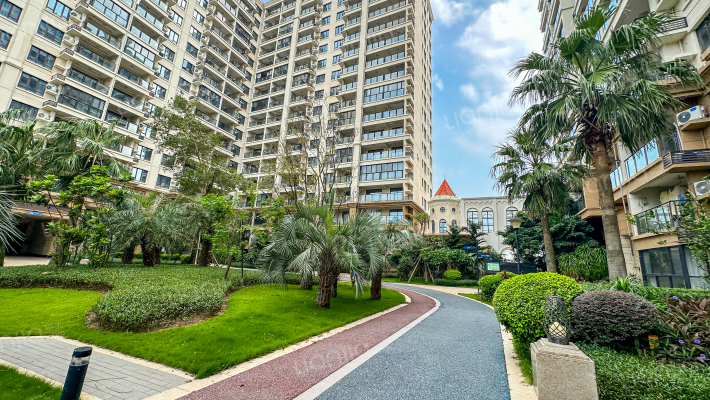 嘉和冠山海罗腾堡外景图