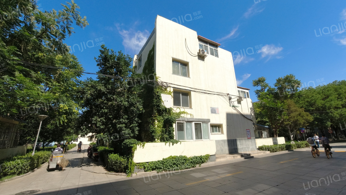 北方工业大学宿舍外景图