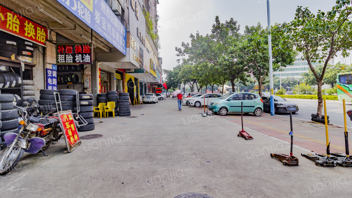 新拓花园外景图