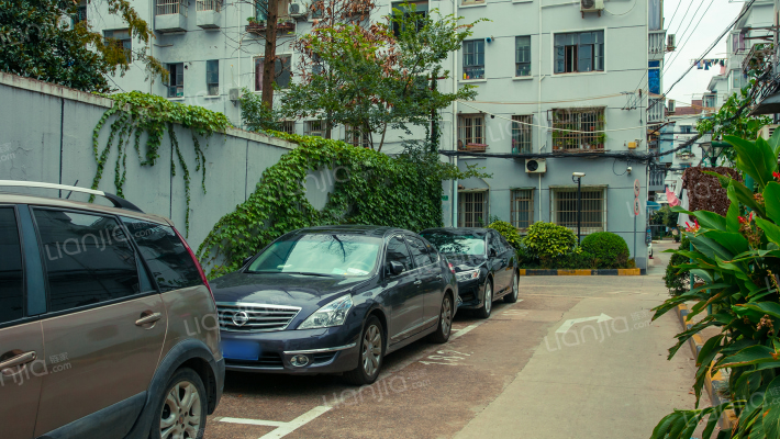 岭南路100弄外景图