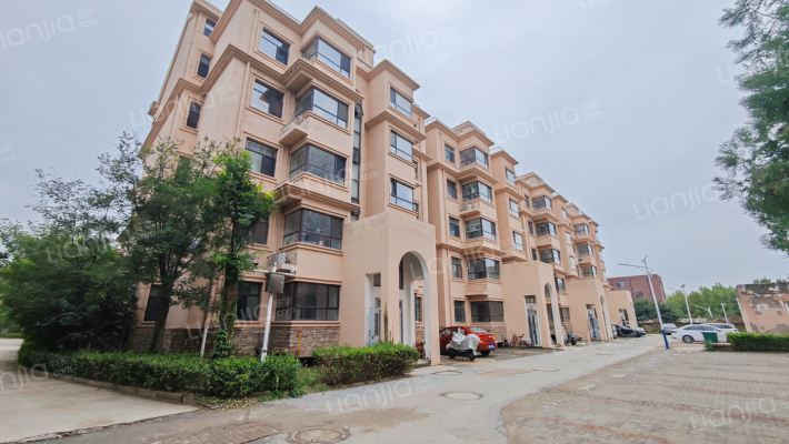 英伦花园外景图