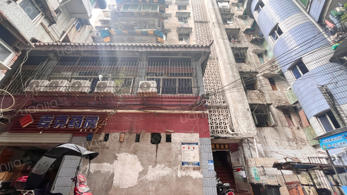 桃花公寓外景图