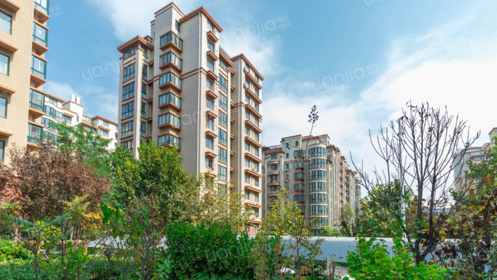 龙成锦绣花园外景图