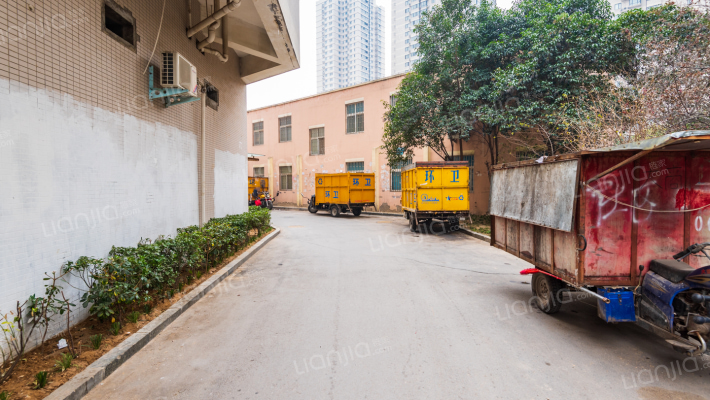 升龙国际中心A区外景图