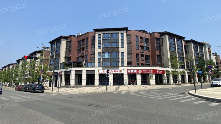 保利观湖叁外景图