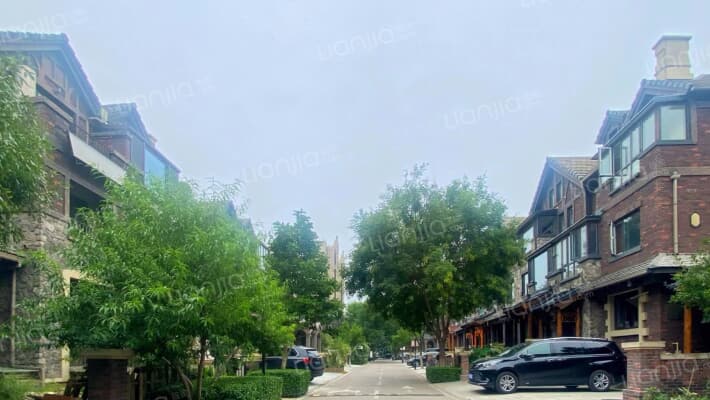 孔雀城英国宫1期外景图