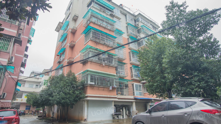 西山区金信村外景图