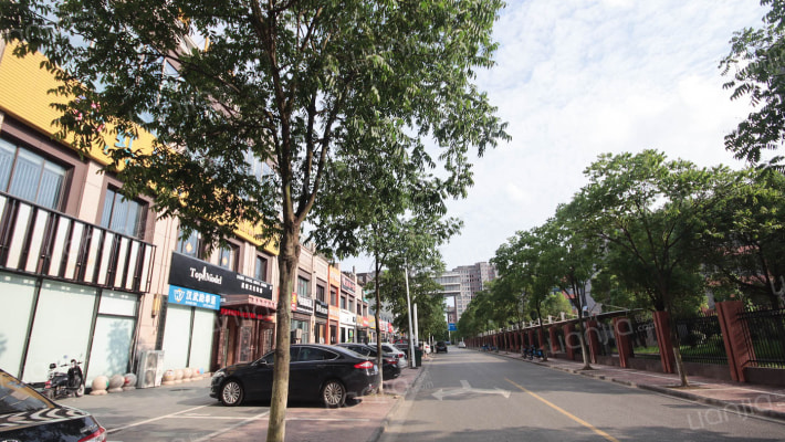 金桥商场外景图