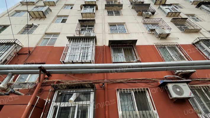 蔬菜公司家属院外景图