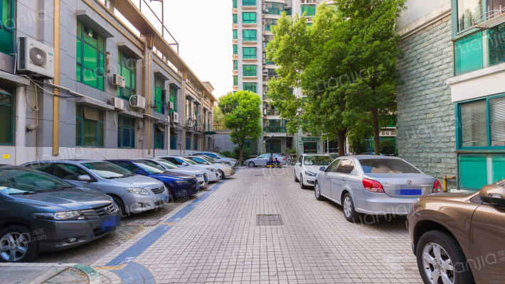 东方名园外景图