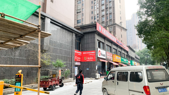 湖湾世景外景图