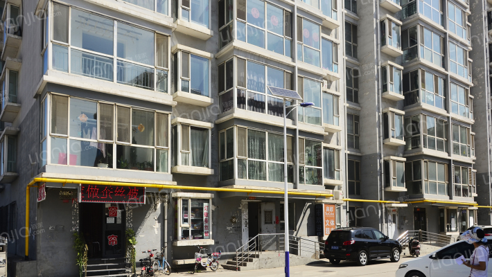 红叶小区(迎新西一条)外景图