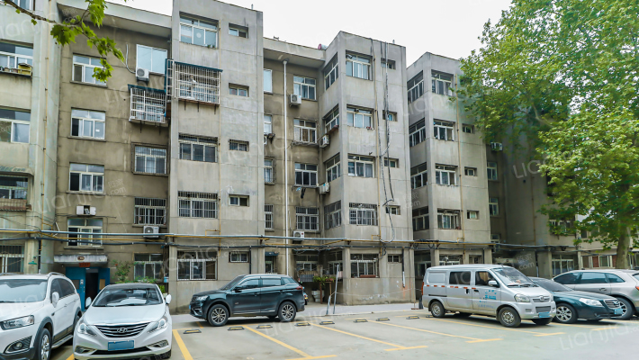 西安市人民检察院吉祥村家属楼外景图