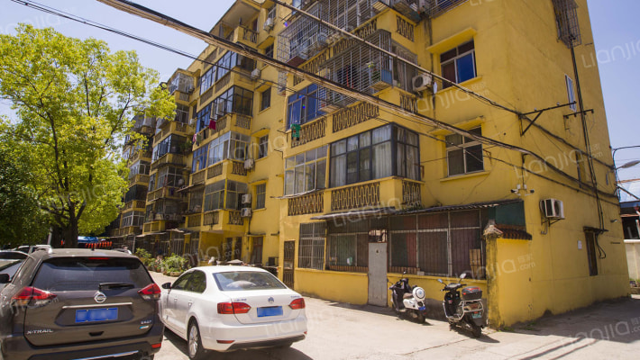 襄州区烟草仓库家属院民发世界城外景图