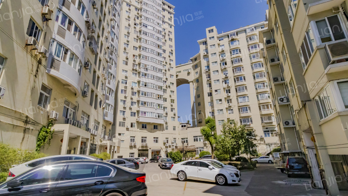 安海大厦外景图