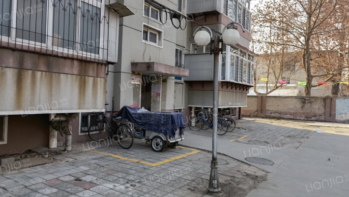 空军绿荫小区外景图