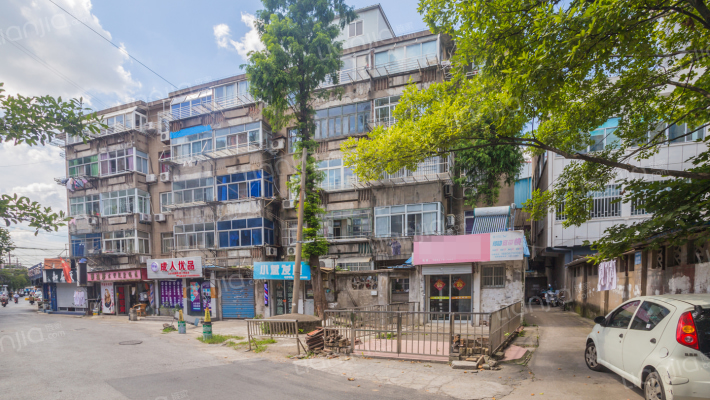 起凤桥东巷外景图