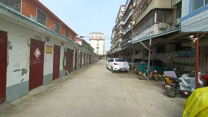 驻马店市商务局第五家属院外景图