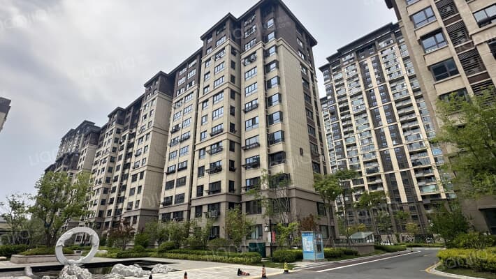 书香门第外景图