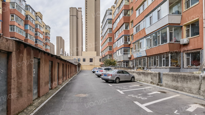 预备役家属楼外景图