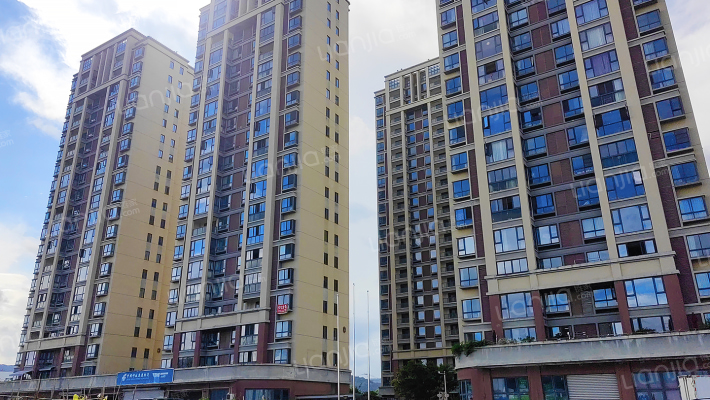 虹港花苑外景图