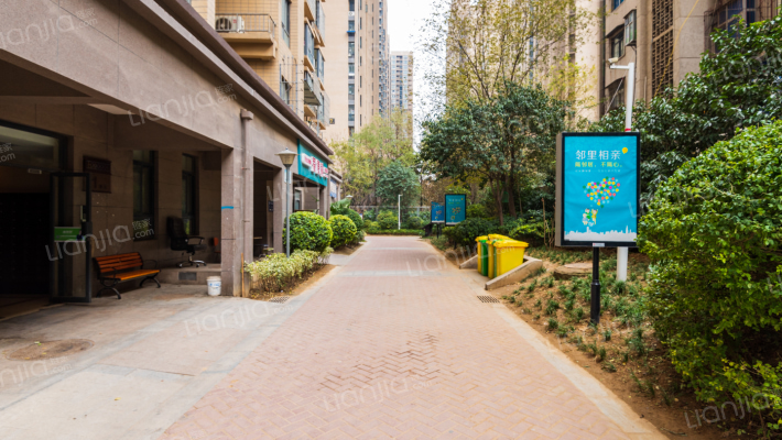 路砦花苑南院外景图