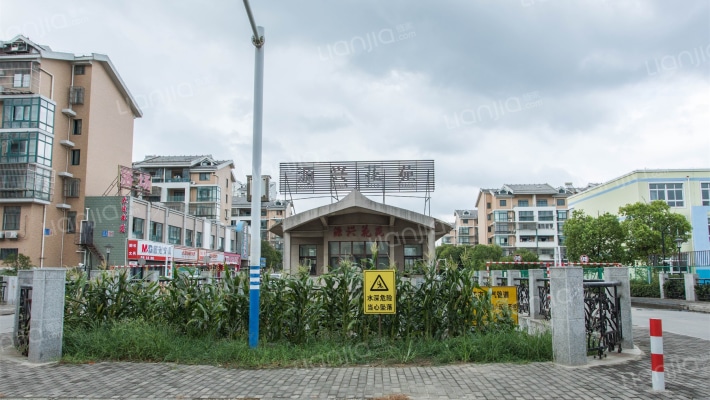 源兴花苑南区外景图